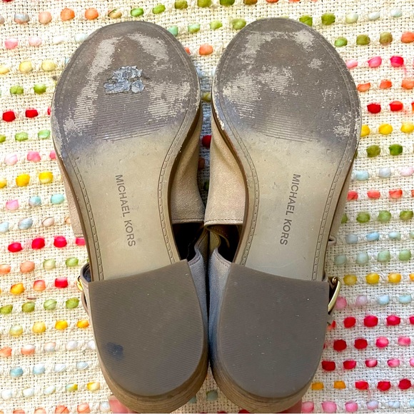 Michael Kors cutout suede ankle booties - Picture 2 of 7